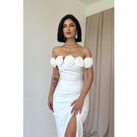 Beyaz Madonna Yaka Güllü Elbise