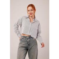 Crop Model Cepli Ve Çizgili Beyaz Gömlek