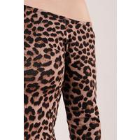 Düşük Omuz Detaylı Leopar Desen Bluz