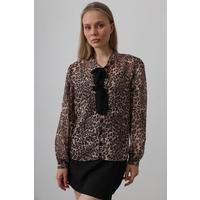 Fiyonk Detaylı Leopar Bluz - Leopar