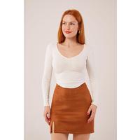 Geniş Yaka Beyaz Basic Body Bluz