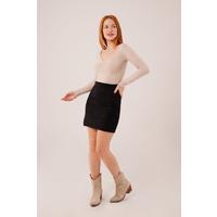 Geniş Yaka Krem Basic Body Bluz