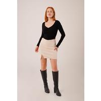 Geniş Yaka Siyah Basic Body Bluz