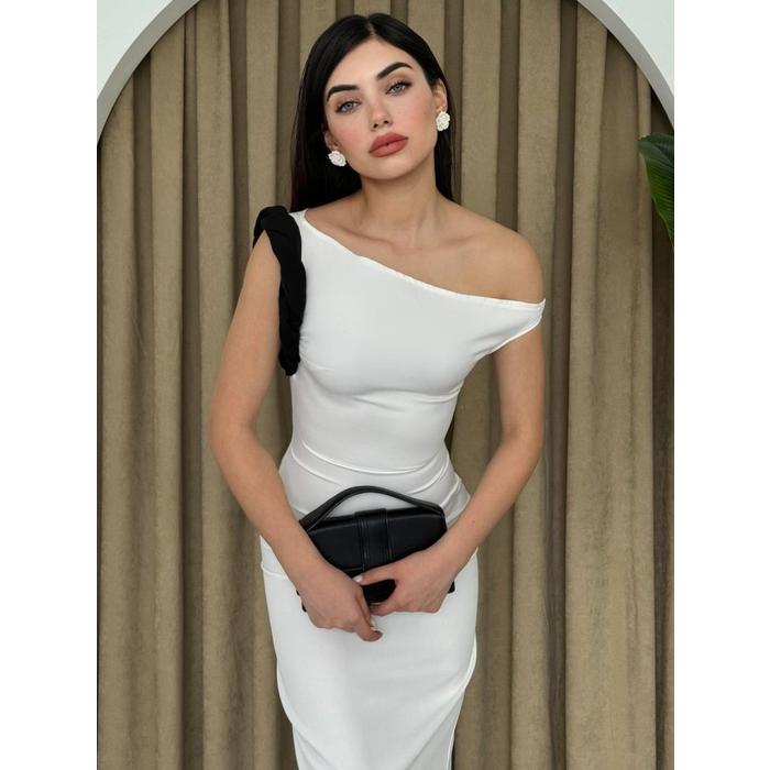 Jovani Omuz Detaylı Elbise